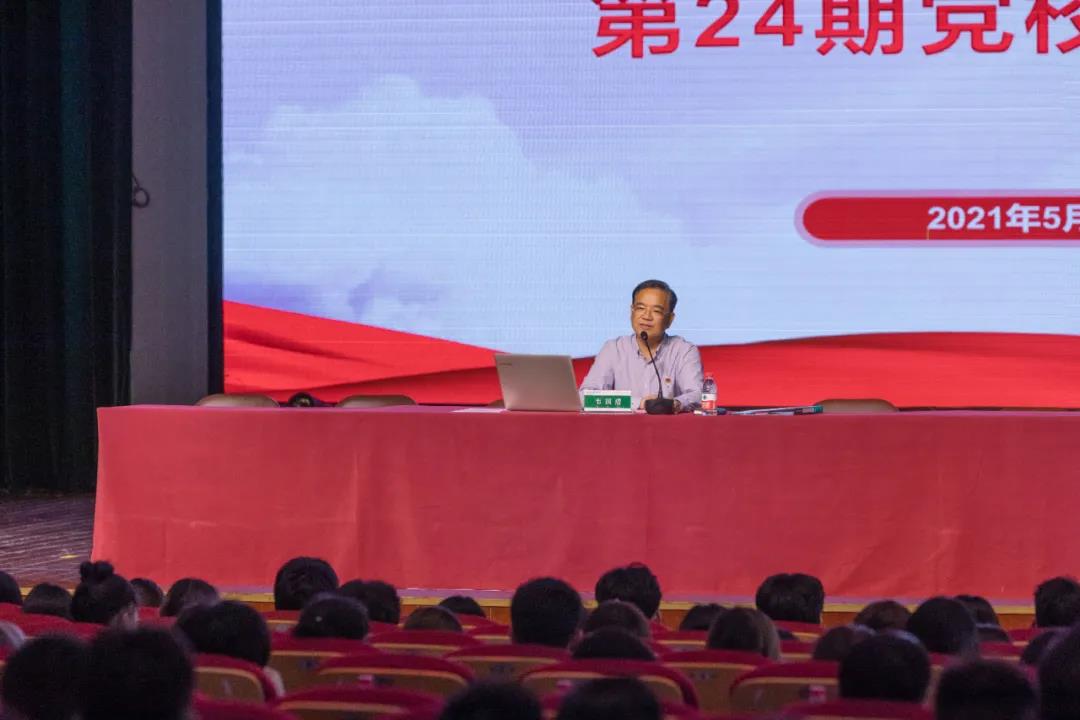 99a045935bfe6afd6dac2fd51ff97e32.jpg