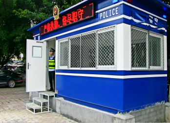 2、廖贤就副市长视察人民医院警务室建设工作937.png
